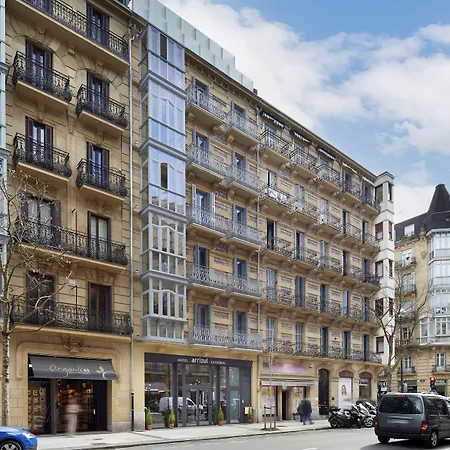 Hotel Arrizul Catedral 3 Sup-2