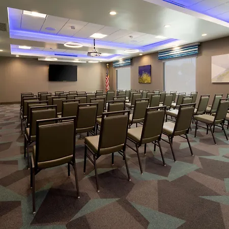Hampton Inn & Suites Gilroy, Ca-3