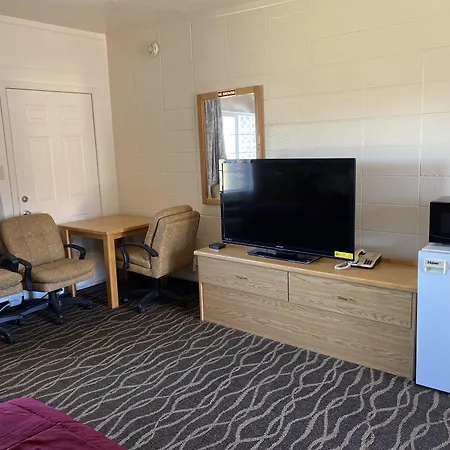 Budget Inn Motel-2