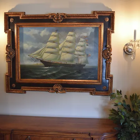 Silsbee'S By Daniels House-3