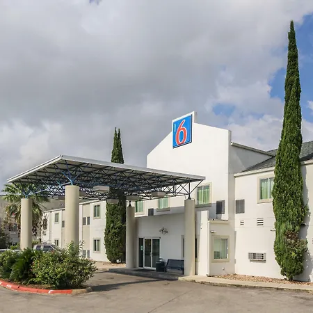 Motel 6 New Braunfels-3