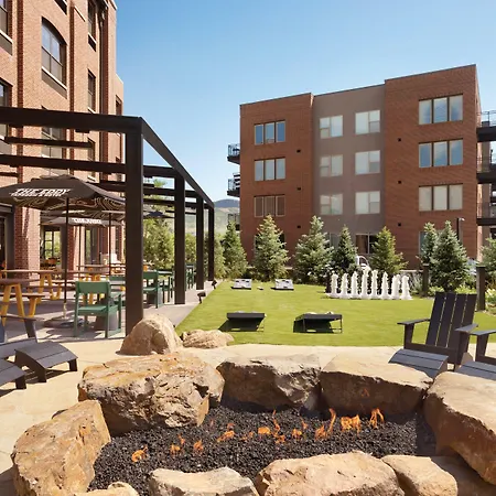 The Eddy Taproom & Hotel-2