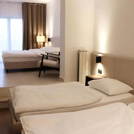 Rooms Vodisek - Depandansa Hotela Capris Capodistria Boutique-3
