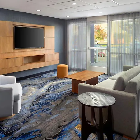 Fairfield Inn & Suites By Marriott Frederick-2