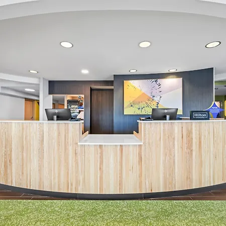 Spark By Hilton Cleveland Beachwood-3