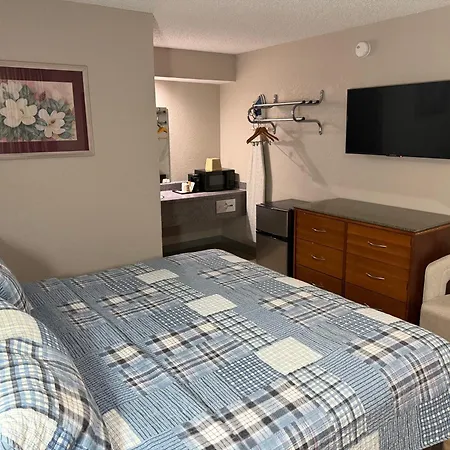 Colonial Inn-2