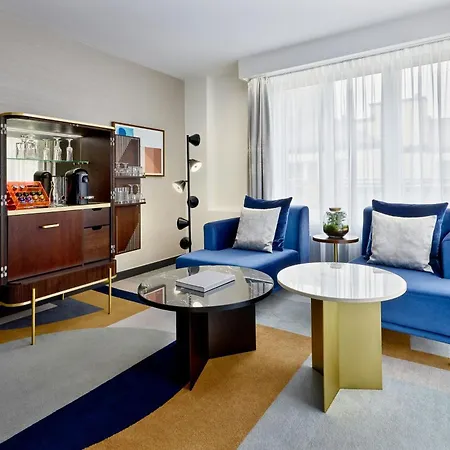 Neues Schloss Privat Hotel Zurich, Autograph Collection-3