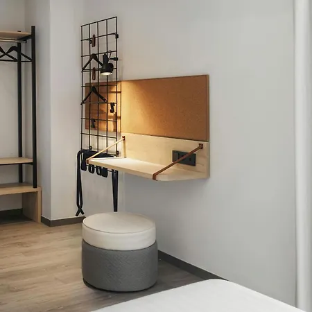 Moxy Barcelona-3
