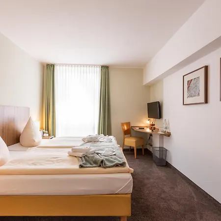 Hotel Nibelungen Hof-2