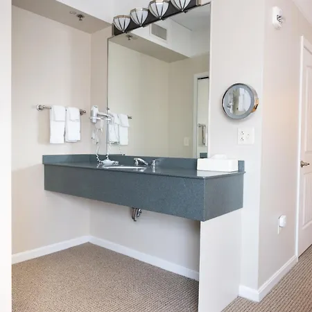 Senator Inn & Spa-3
