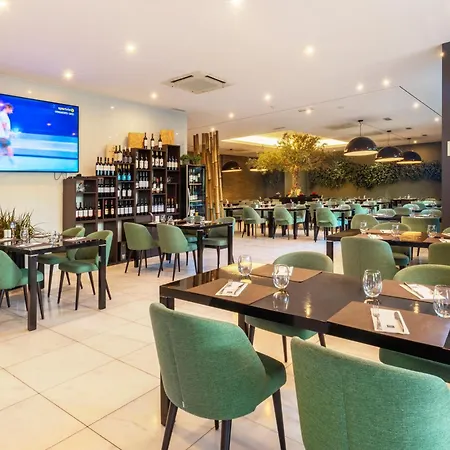 Rr Hotel Da Rocha-3