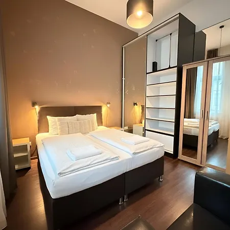 Gozsdu Court Budapest-3