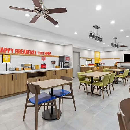 Hampton Inn Akron-Fairlawn-2