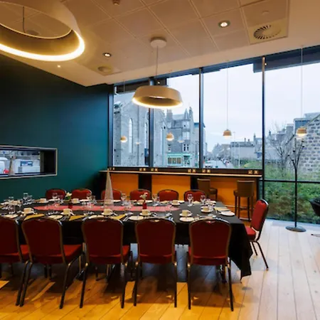 Park Inn by Radisson Aberdeen-3