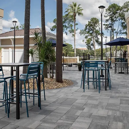 Hampton Inn & Suites Lake City-2