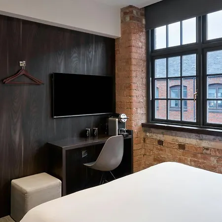Four Points Flex By Sheraton Birmingham Jewellery Quarter-3