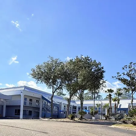 Baymont By Wyndham Tallahassee-2