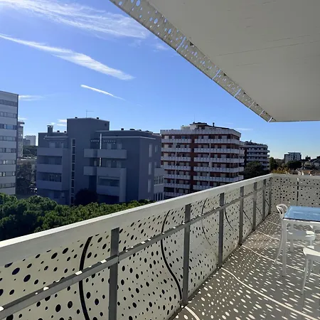 Aparthotel Holiday-3