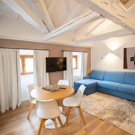 Hotel Vis à Vis-2