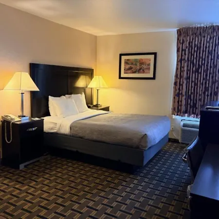 Quality Inn Zion Park Area-3