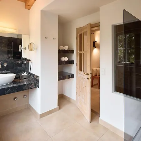 Dolomit Boutique Hotel-3