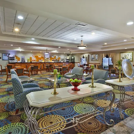 Holiday Inn Express Hotel & Suites - Belleville Area By Ihg-2
