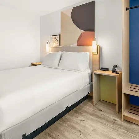 Spark By Hilton Eden Prairie-3