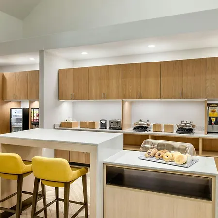 Towneplace Suites By Marriott Charlotte Loso Airport-2