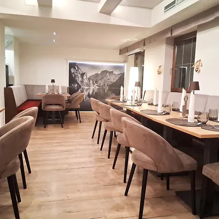 Hotel Kronplatzer Hof-3