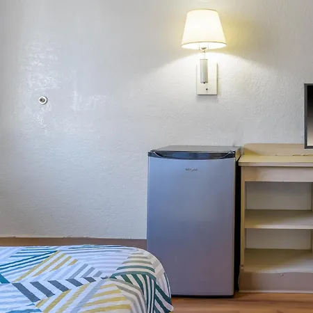 Motel 6 Hayward, Ca- Silicon Valley Gateway-2
