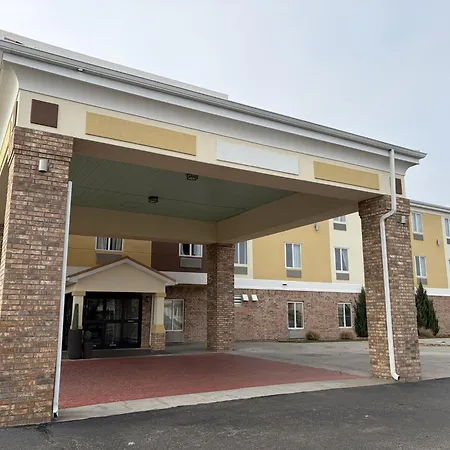 Garner Hotel Liberal North By Ihg-2