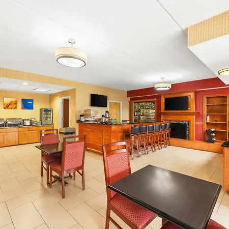 Comfort Inn Lehigh Valley West-2