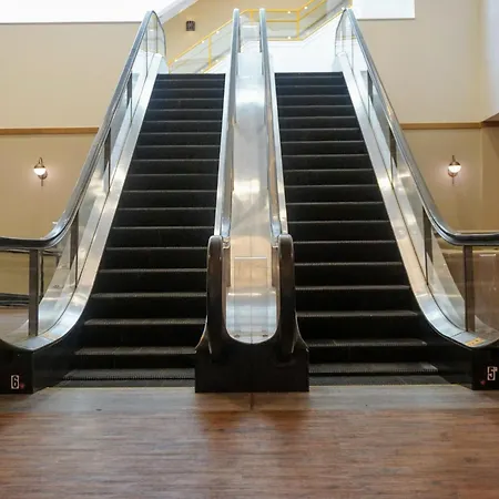 Holiday Inn Lancaster By Ihg-3
