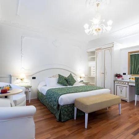 Hotel Croce Bianca-3
