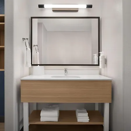 Spark By Hilton Lakewood Denver Southwest-3
