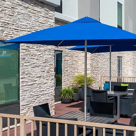 Hampton Inn Lake Charles-3