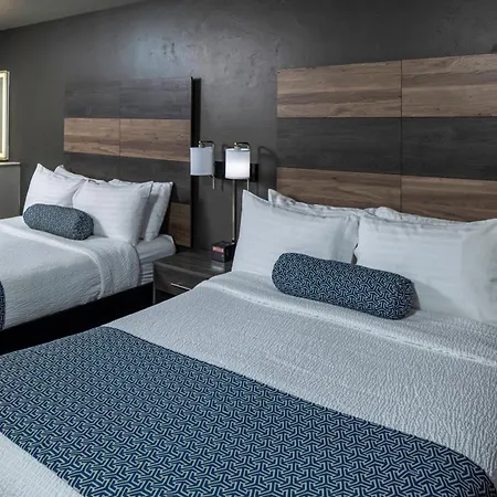 Hotel J Green Bay-2
