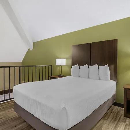 Best Western Plaza Inn-3