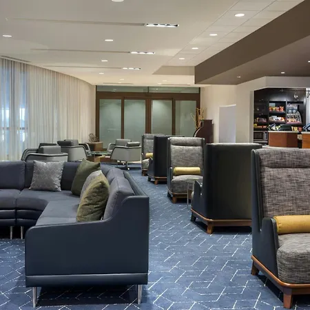 Courtyard By Marriott Redwood City-2