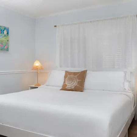 Sabal Palms Inn-3