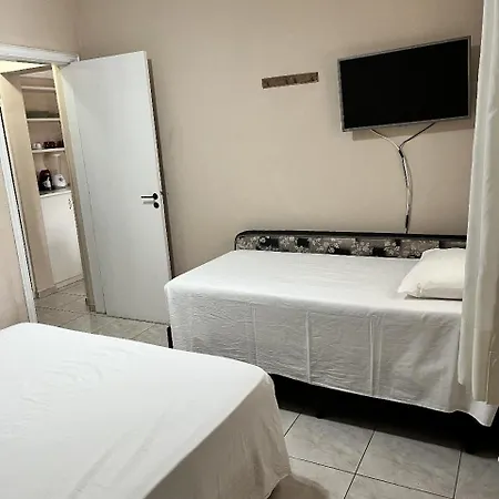 Amarilis Flat Service-2