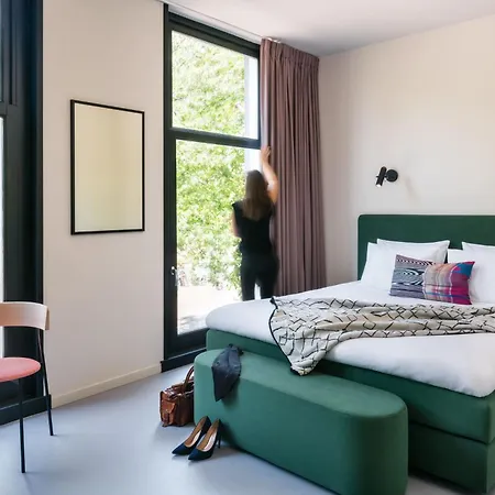 Hotel Emma Next-3