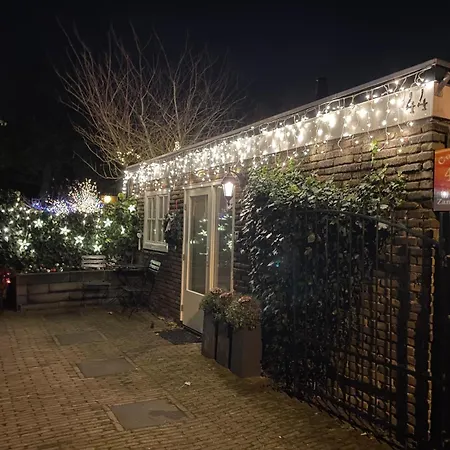 Cottage 44 - Free Parking!-3