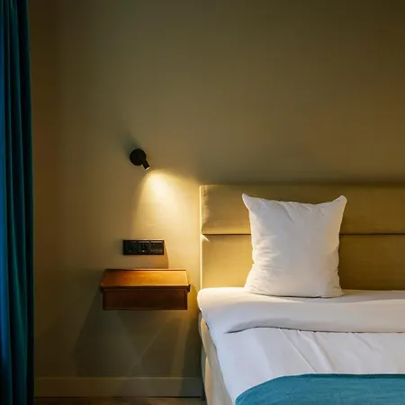 Hotel 1635-2