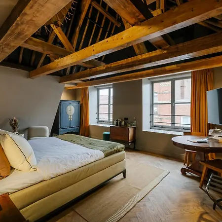 Hotel 1635-3