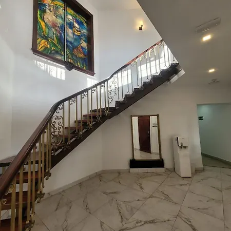 Ayz Silvela - Auto Check-In Property-2