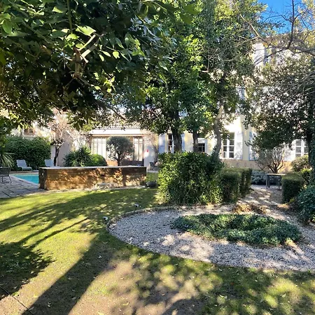 Maison Sumiane - Maison d hotes et locations avec piscine-2