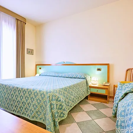 Hotel Villa Elena-3