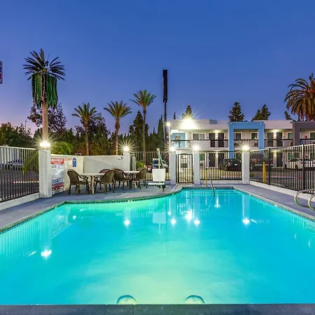 Hotel Seville - Ontario Airport/Chino-3