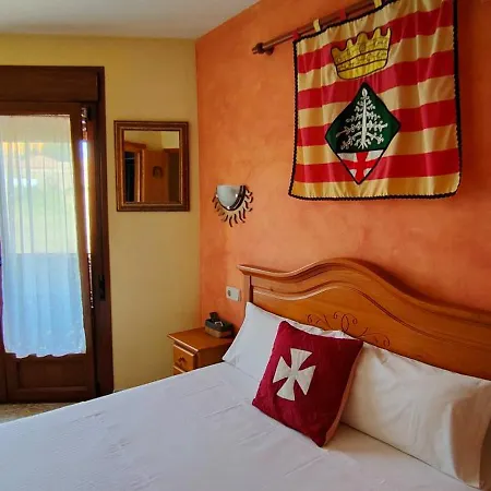 Hostal Casa Barcelo-3